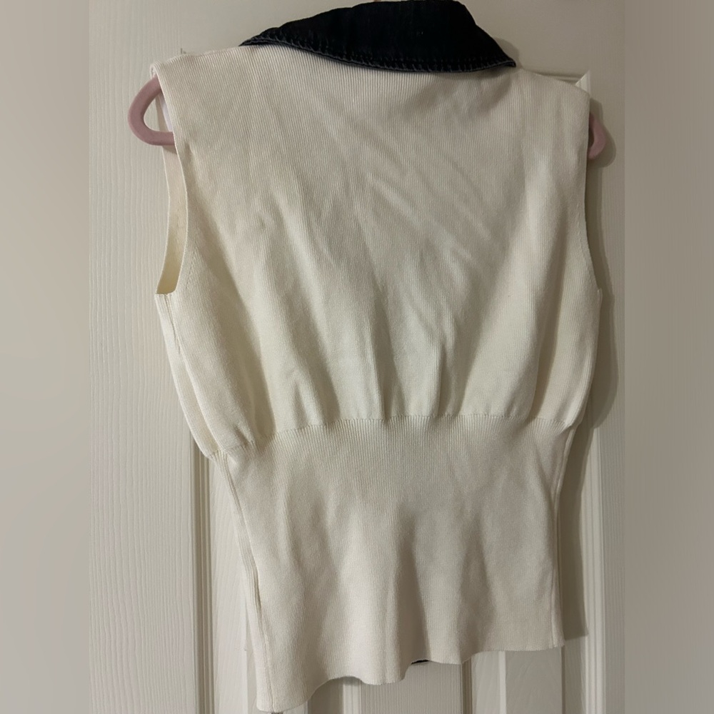 Commense Should Pad V Neck Vest Top Gold Buttons NWT small - Picture 3 of 5